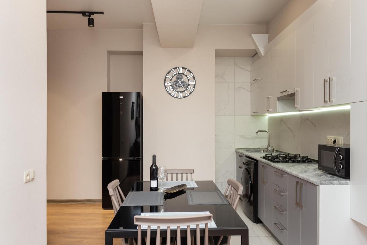 Saburtalo Apartment Тбилиси Экстерьер фото